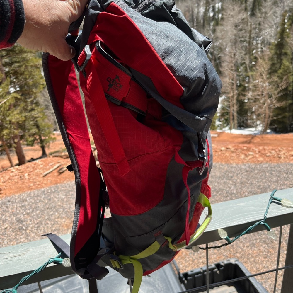 Millet skiing backpack 25l